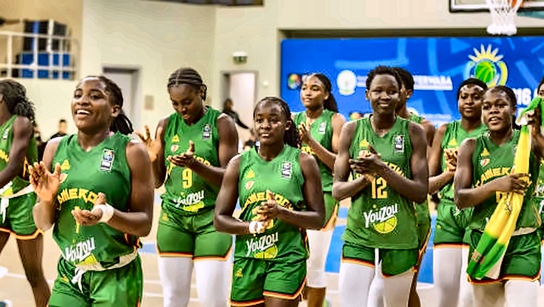 Lionceaux U16 Filles Cameroun célèbrent leur médaille de bronze à l'AfroBasket U16 2025